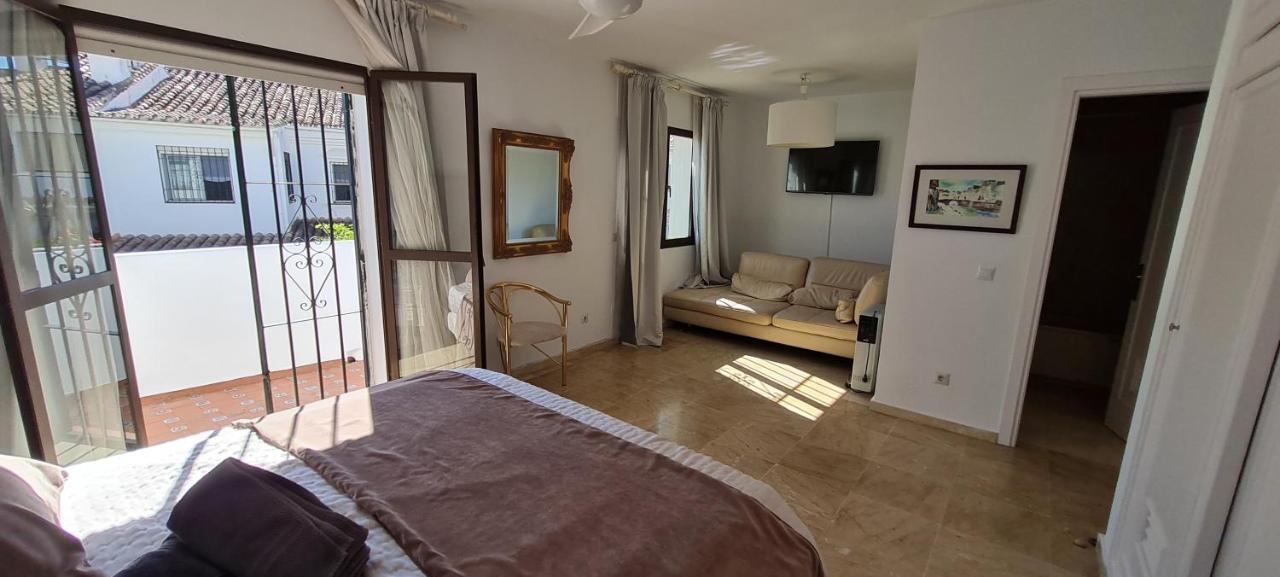 Maison Marbella Proche De La Mer מראה חיצוני תמונה